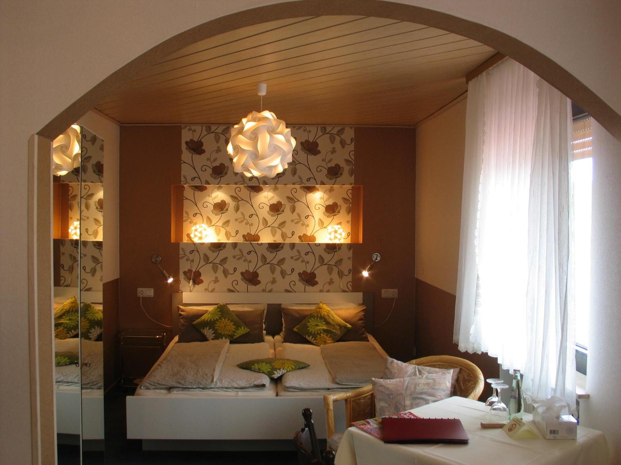 Restaurant Landgasthof Zum Wiesengrund Newel ห้อง รูปภาพ