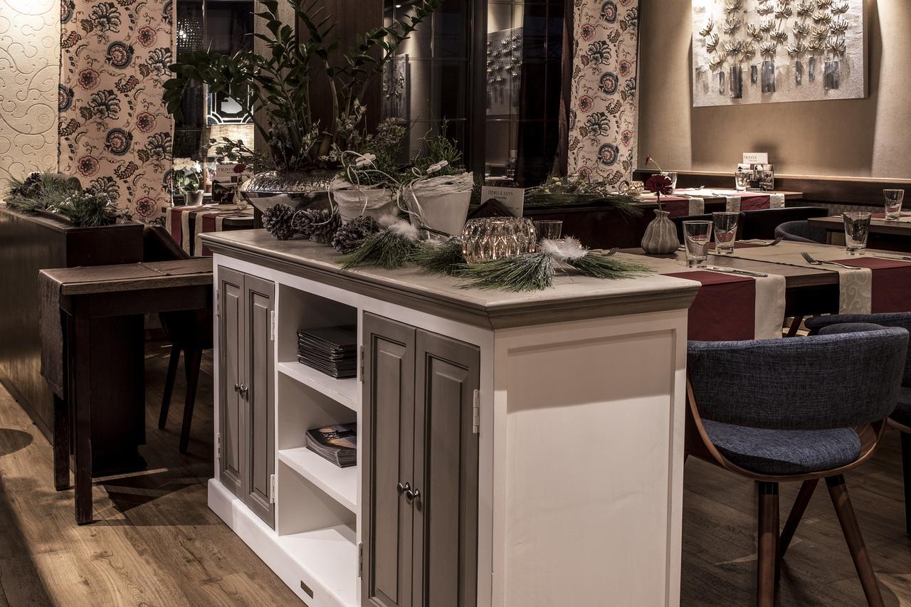 Restaurant Landgasthof Zum Wiesengrund Newel ภายนอก รูปภาพ
