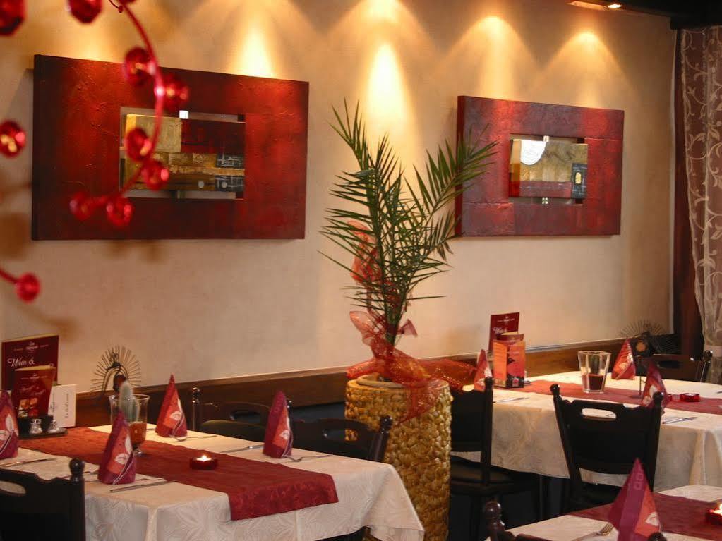 Restaurant Landgasthof Zum Wiesengrund Newel ภายนอก รูปภาพ