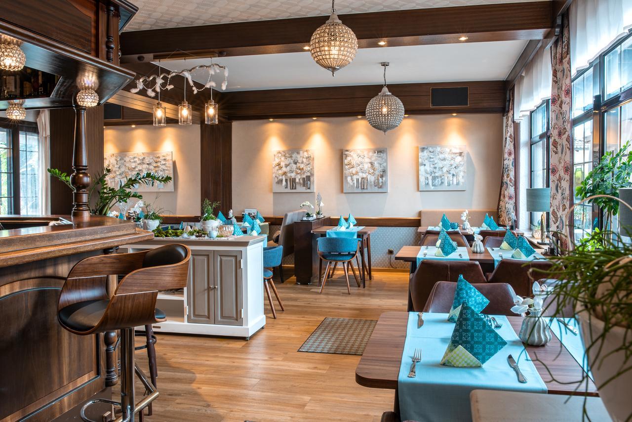 Restaurant Landgasthof Zum Wiesengrund Newel ภายนอก รูปภาพ
